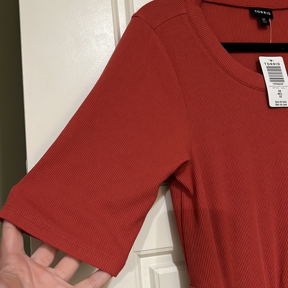 Torrid rust crew Tshirt dress modern flattering new M/L 00 nwt orange coral - Picture 3 of 5